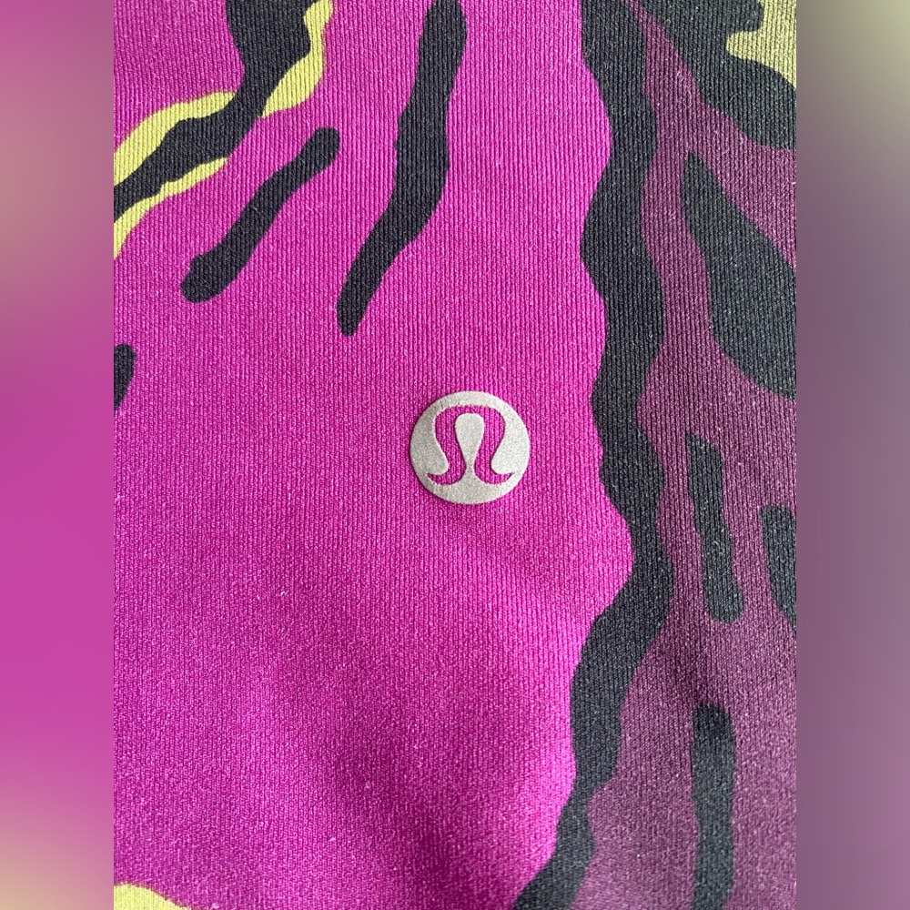 Lululemon Wunder Under Pant (Hi-Rise) in Boom Bloom Chartreuse Green Aurora ~ 4 - Picture 9 of 10